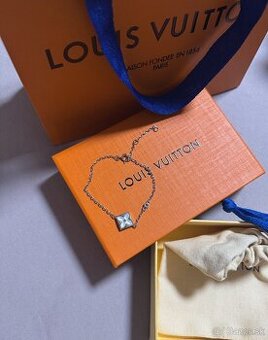 Louis Vuitton silver star blossom bracelet
