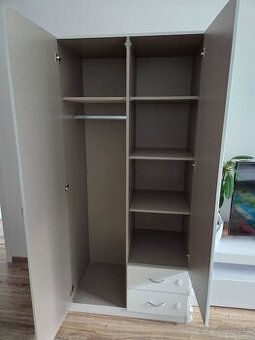 Šatníková skriňa CASE 3736 - biela