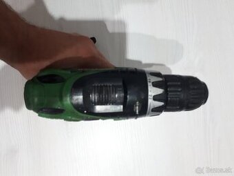 Akuskrutkovač HITACHI