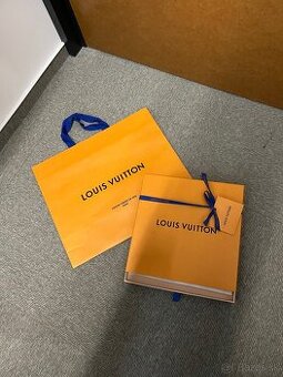 Louis Vuitton krabice a tašky