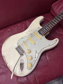 Vintage V6 Thomas Blug Signature + handmade krk style Fender
