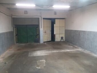 Prenajmem.Dvojgaraž z rozlohou 58m2,v Obci Babina