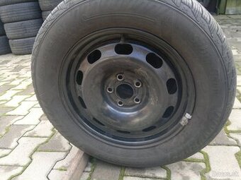 Zimne pneu. Continental 195/65 r15 na plechoch 5x100 r15