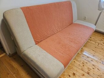 Sedačka gauč diván pohovka váľanda