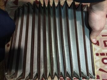 Mech na akordeon - harmoniku