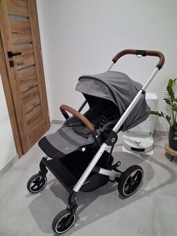 Cybex Balios s Lux 2022