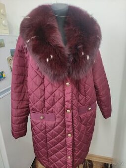Bordovy kabátik,pravá líška..52