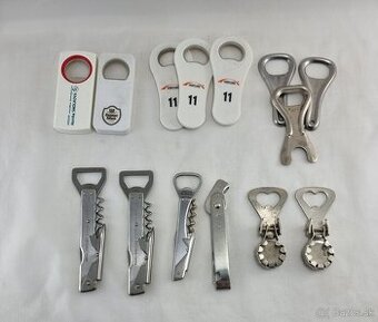 Zbierka starožitných otvárákov na pivo