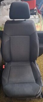 Sedadlo vodiča Volkswagen Polo 6R 2011+