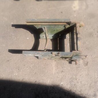 Zetor forterra zadná príruba na zaves