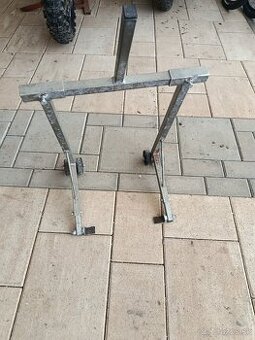 Moto stojan nastavitelny