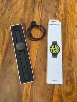 Samsung Galaxy Watch 6 44 mm grafitové