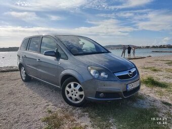 Opel Zafira B 1.9 7miest Automat