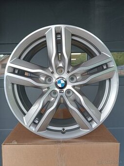 BMW R18