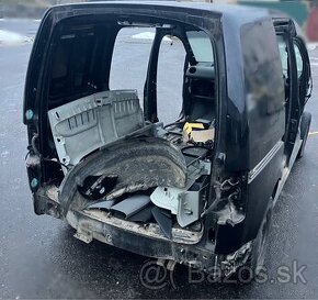 Predám alebo rozpredam časti Karoséria vw Caddy + diely