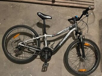 Hliníkový 21 rýchlostný SPECIALIZED 24 " / pre 8 - 12 rokov