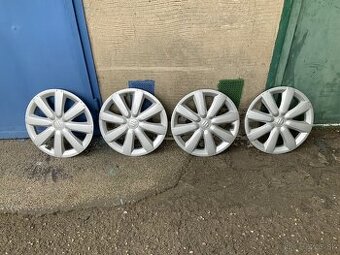 4x Puklice Suzuki R16