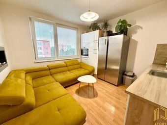 NA PREDAJ 1 - IZB. BYT (36m2), HVIEZDOSLAVOVA UL., SENICA