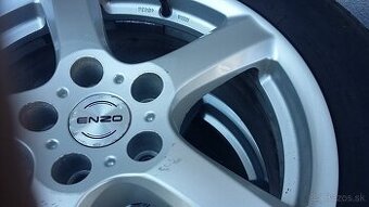 225/65R17 zimné GOODYEAR na hliníkových diskoch
