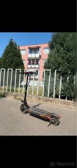 Elektricka kolobežka CITY BOSS GV5