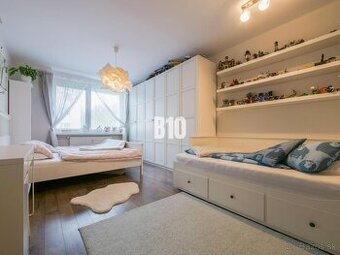 Veľký 3 izbový byt s balkónom /84m2/ kompletná rekonštrukcia