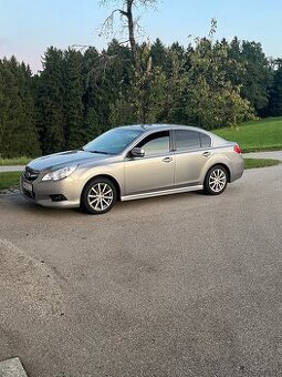 Subaru Legacy V - 1
