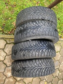 Predám zimné pneumatiky 195/65 R15  4ks