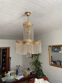 Pravý kryštálový luster