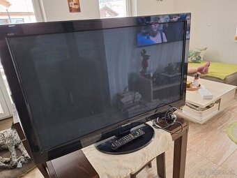 Televízor Panasonic  106 cm uhlopriečka