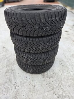 Kumho Winter WP52  195/65r15 sada zimna