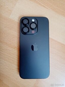 Apple iPhone 15 Pro – Black Titanium, 256 GB, výborný stav