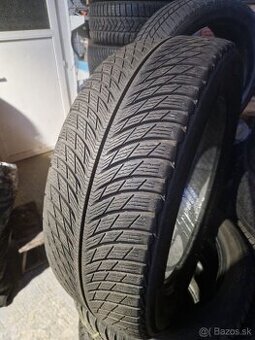 Predám zimné pneu Michelin 235/55r19