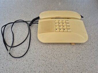 Tlačitkový telefón