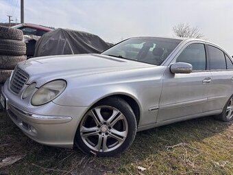 Rozpredam Mercedes W211 220 CDI