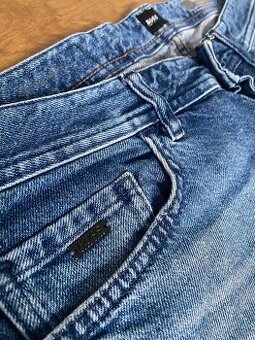 panske rifle Hugo Boss