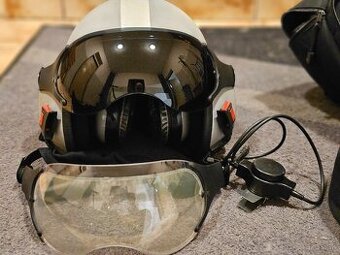 Letecká helma nemeckej armády