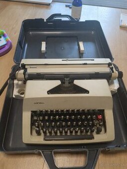 Pisaci stroj Consul