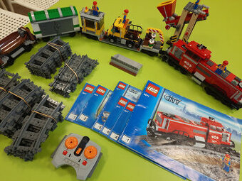 LEGO 3677 - séria CITY - Červený nákladný vlak