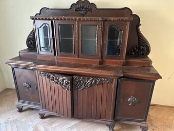 Starozitná komoda príborník