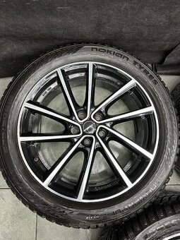 5x112 r19 Kodiaq krasne disky bez poskodenia top zimne pneu