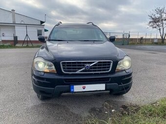 Volvo XC90 2.4 D5 Momentum