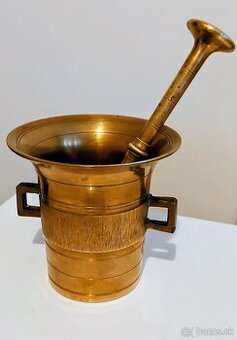 Kásny starý mažiar