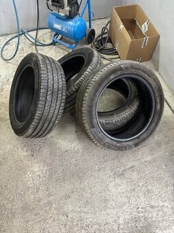 Predam letné pneu Michelin 205/55 R17 2 roky staré