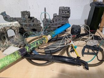 Akváriové dekorácie + EHEIM technika