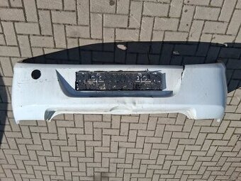 Predam zadny naraznik na Renault Thália rok vyroby 2011