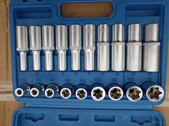 Sada nástrčných hlavíc