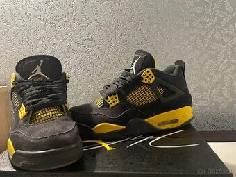 Jordan Flight 4 Retro Thunder