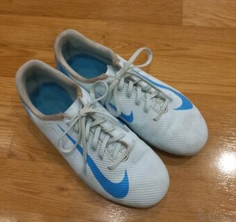Kopačky Nike Mercurial veľ.EU 36.5 /235 mm/