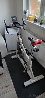 Cyklistický trenažér Kubisport BC4640K