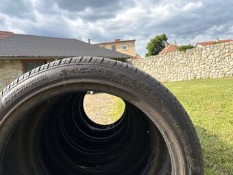 Letné pneu Pirelli 245/40/18